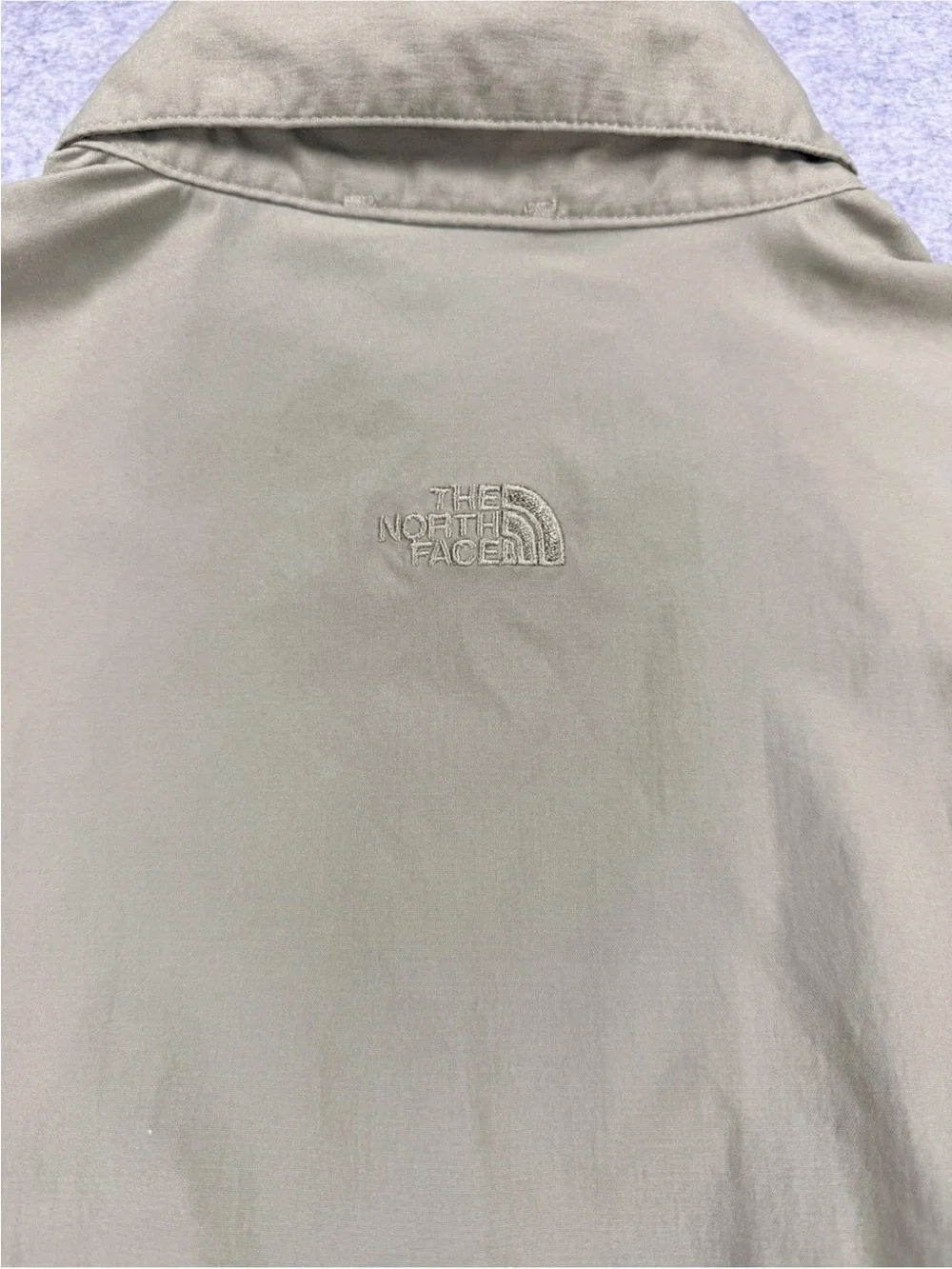 The North Face Mens L Lightweight Button Shirt Olive Green Vented Hiking Trail